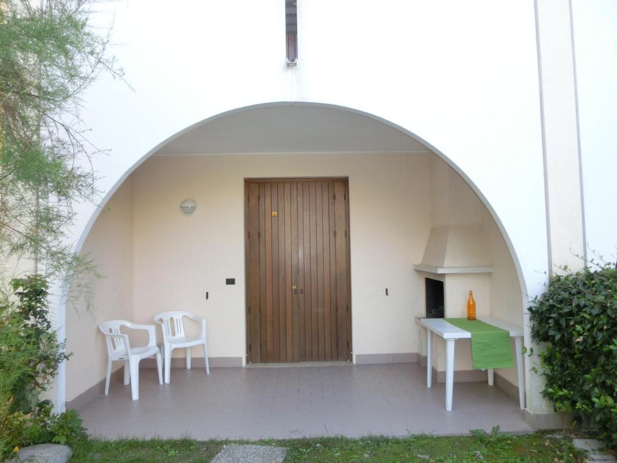 Villaggio Lia Бибионе Экстерьер фото